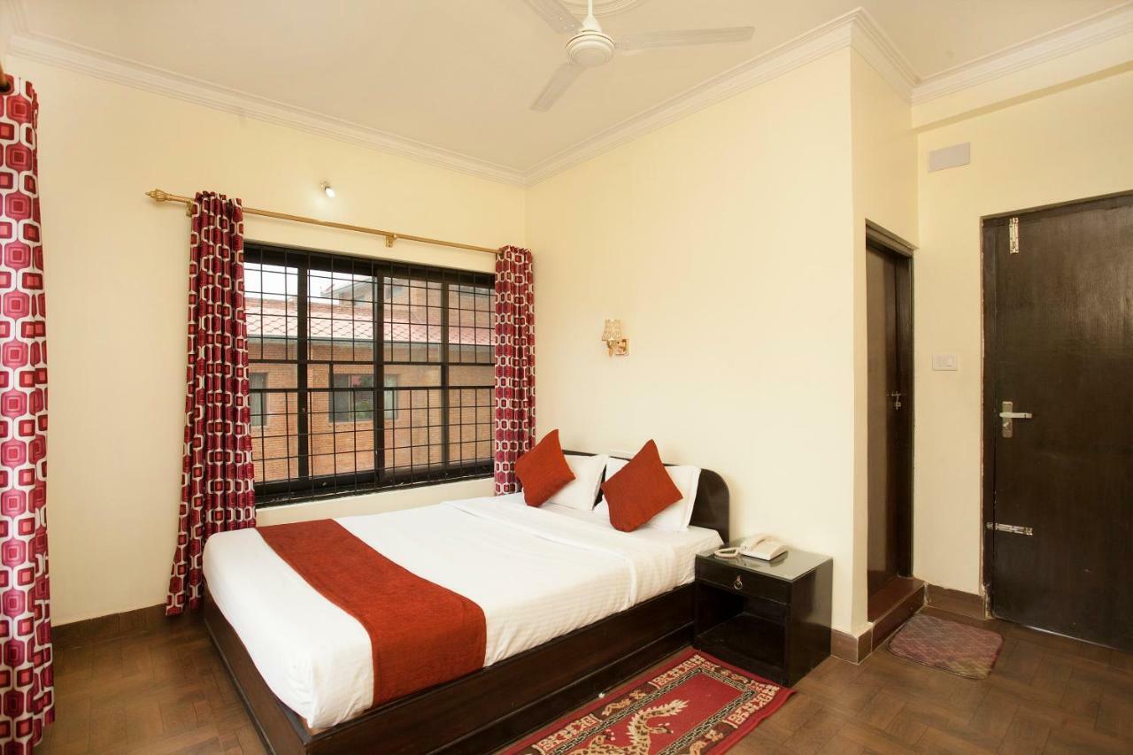 Hotel The Holy Birth Rummindei Bagian luar foto