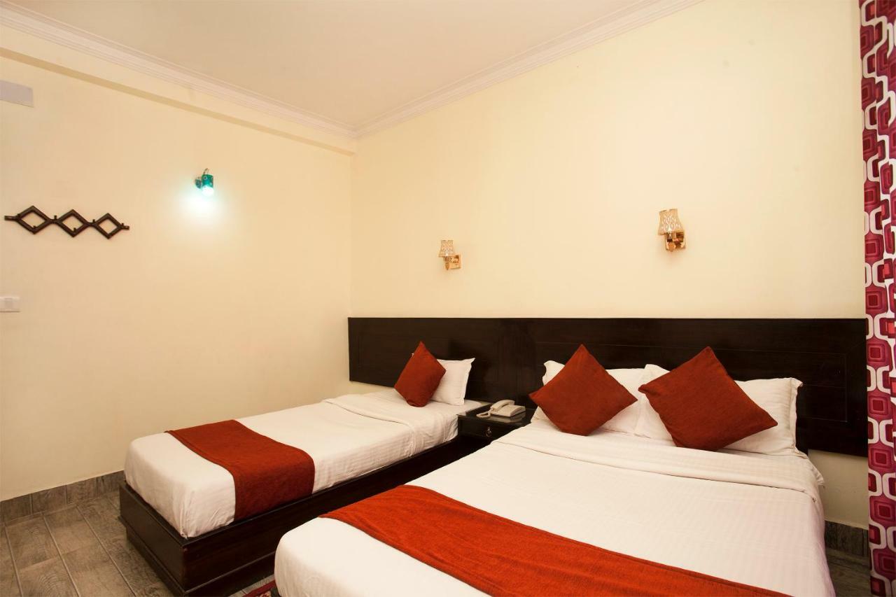Hotel The Holy Birth Rummindei Bagian luar foto